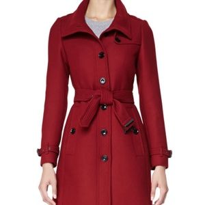 Gorgeous Burberry wool coat size XS